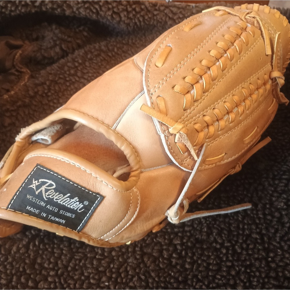 Revelation 36-1270-2 Professional Model Flex Action Softball Glove